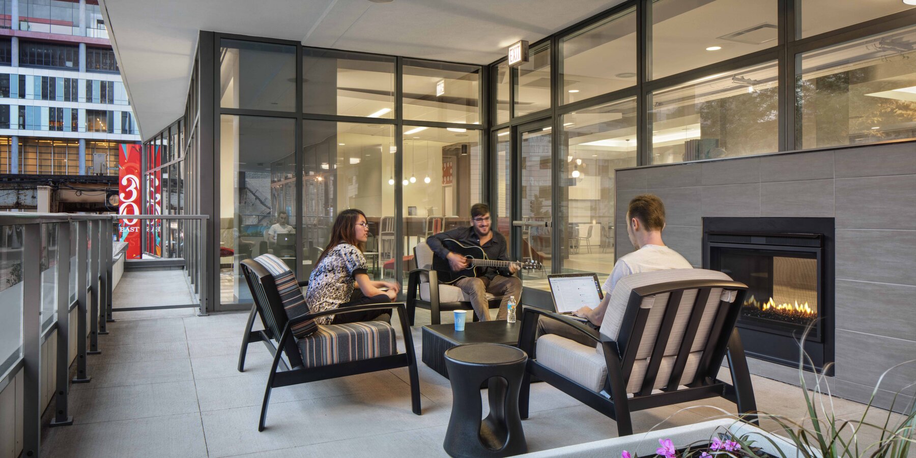 星空官网星空综合体育官网公寓