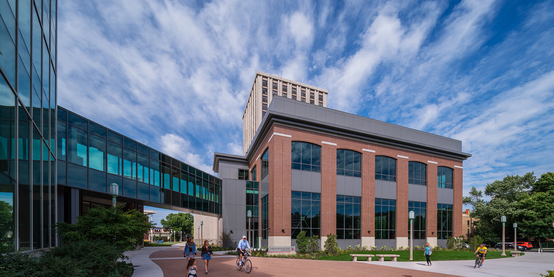 教育建设-星空官网网页版大学阿尔菲·诺维尔实践设施外观