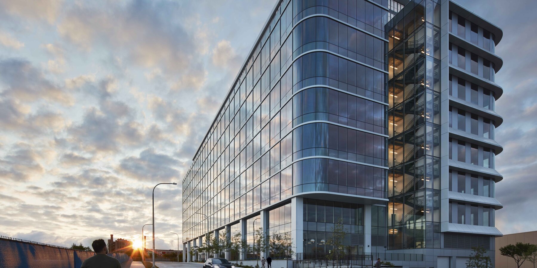 星空官网_1229 W Concord Place 6