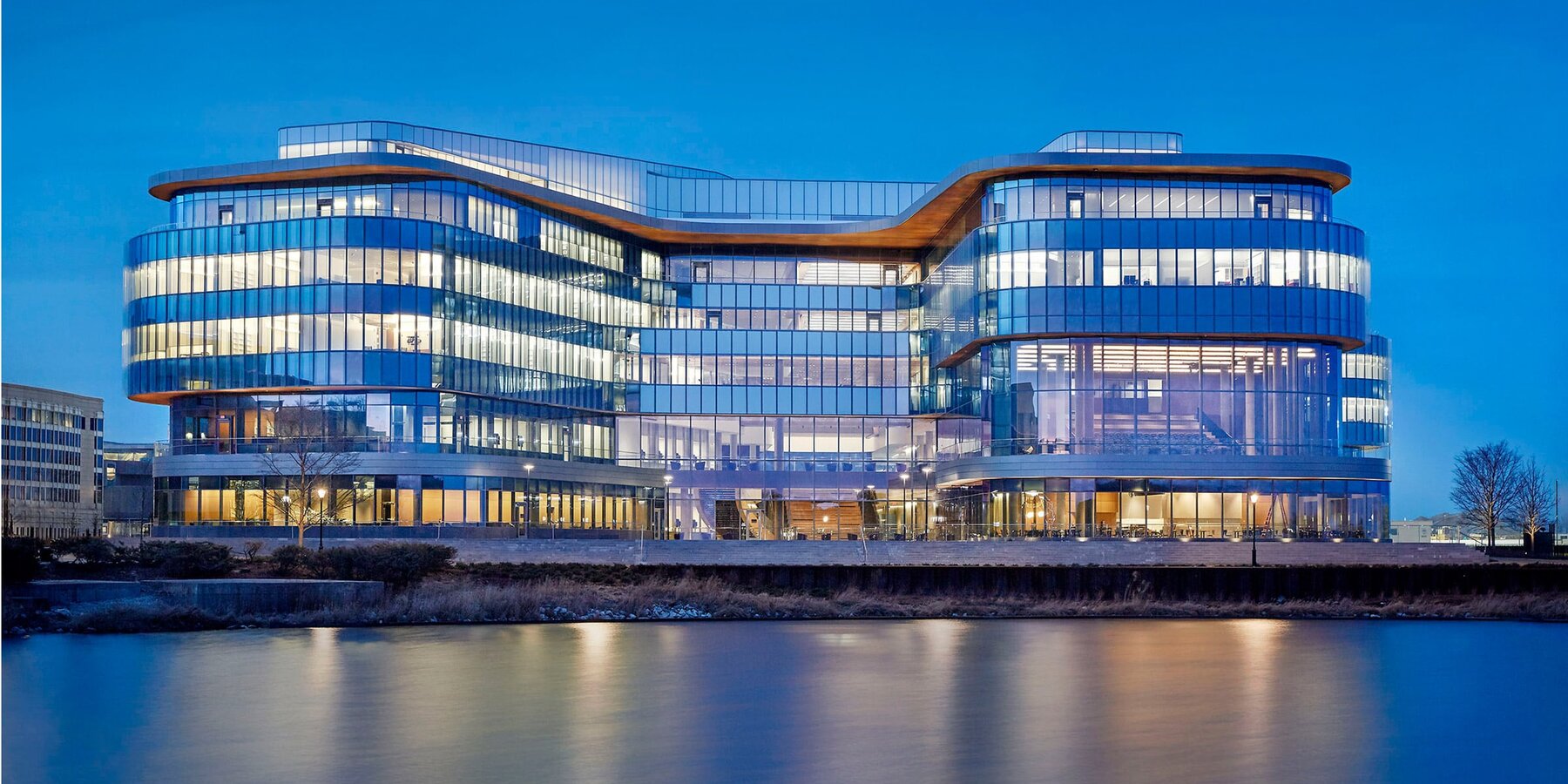 芝加哥校园建设|星空综合体育官网凯洛格全球中心外观