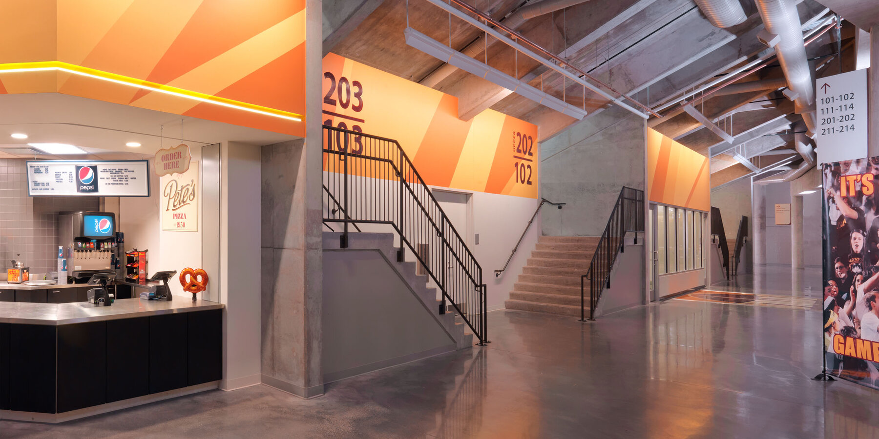 星空官网网页版校园建设 - Loyola Lakeshore Gentile 体育特许权