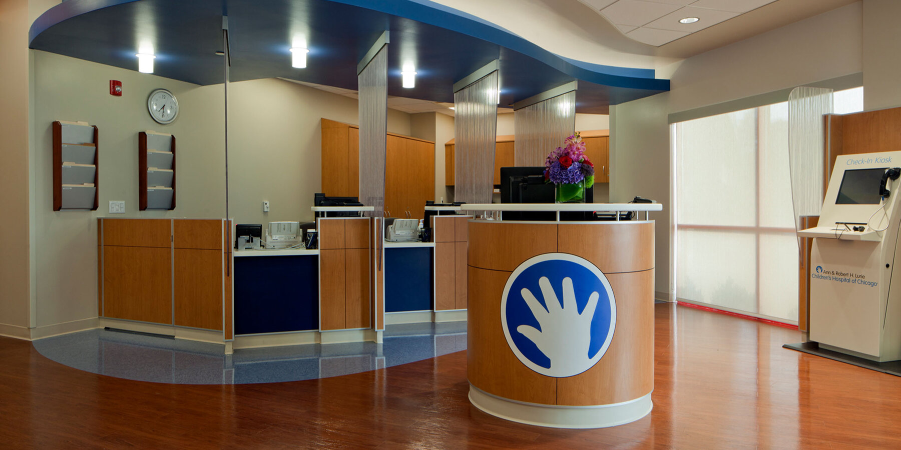 星空网页版医疗保健建设 - 卢里儿童星空网页版接待区