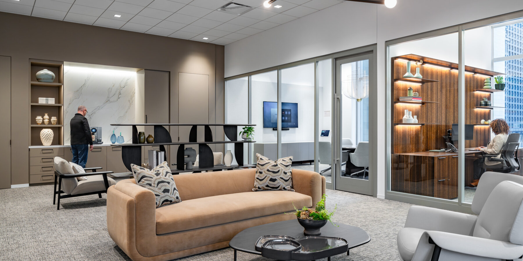 机密总部和重新堆叠