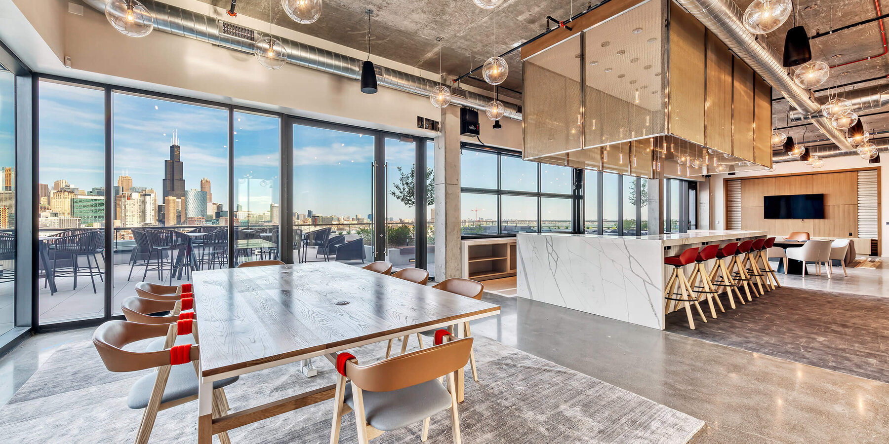 星空官网科学实验室建设 - 富尔顿实验室富尔顿会议室，可欣赏城市景观