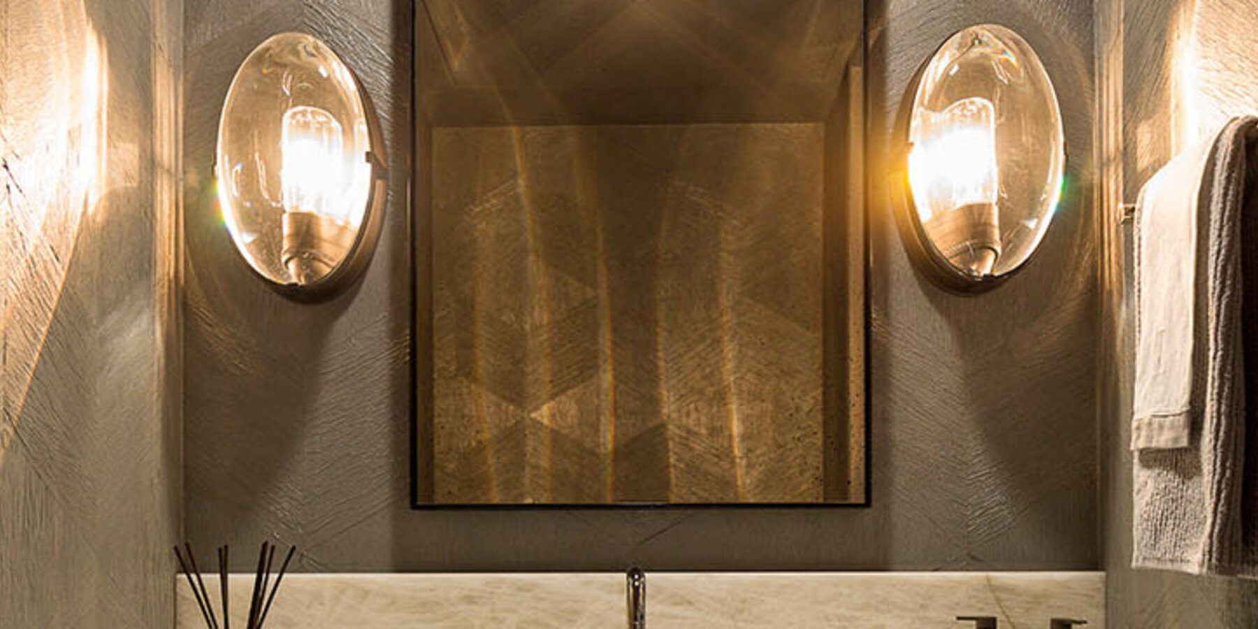 芝加哥星空官网住宅建筑商 - 华丽一英里浴室梳妆台