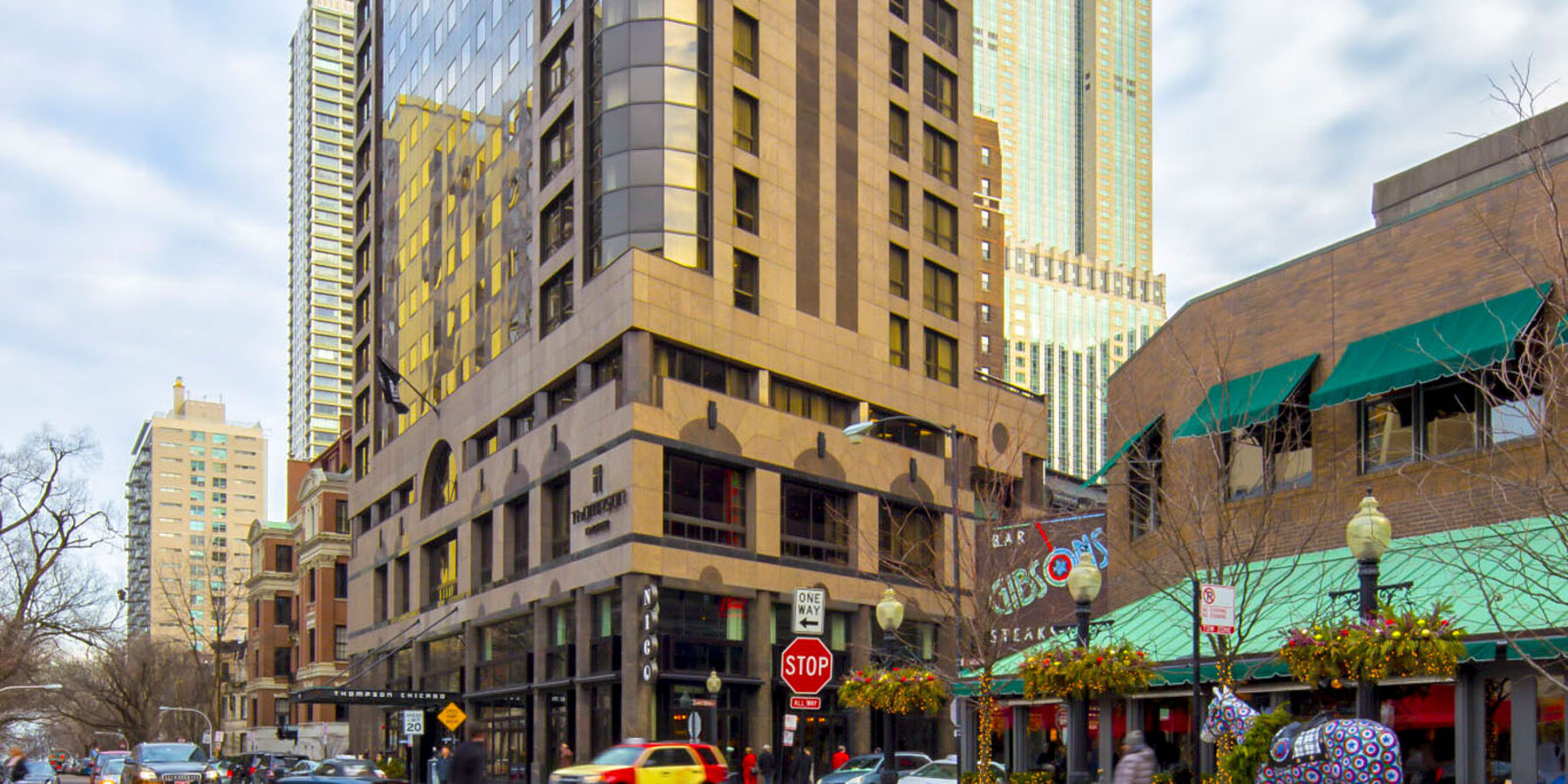 豪华星空官网入口建设|芝加哥汤普森星空官网入口外立面