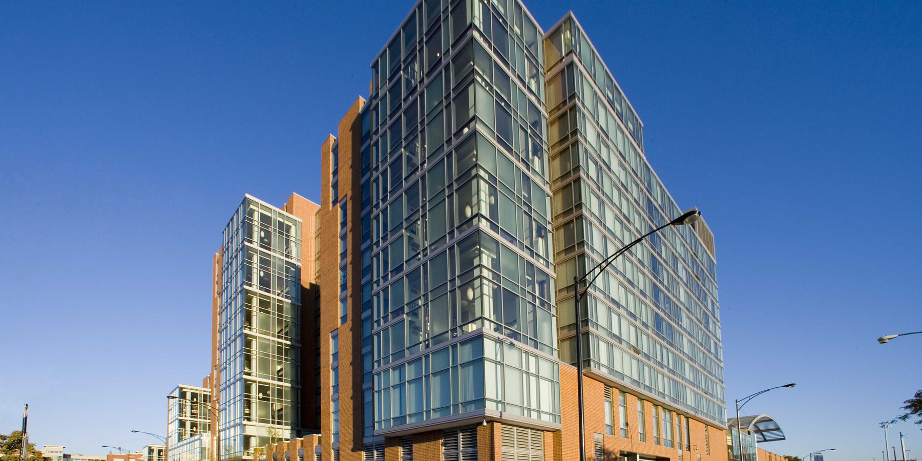 星空网页版校园建设 UIC 学生公寓 Stukel Towers 立面转角景观