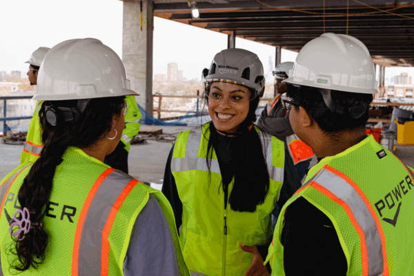 星空官网社区发展学生外展